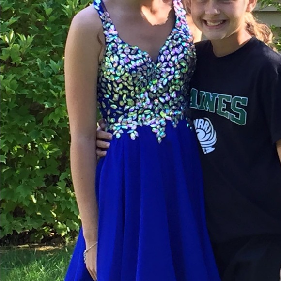 Homecoming dress - Picture 3 of 3